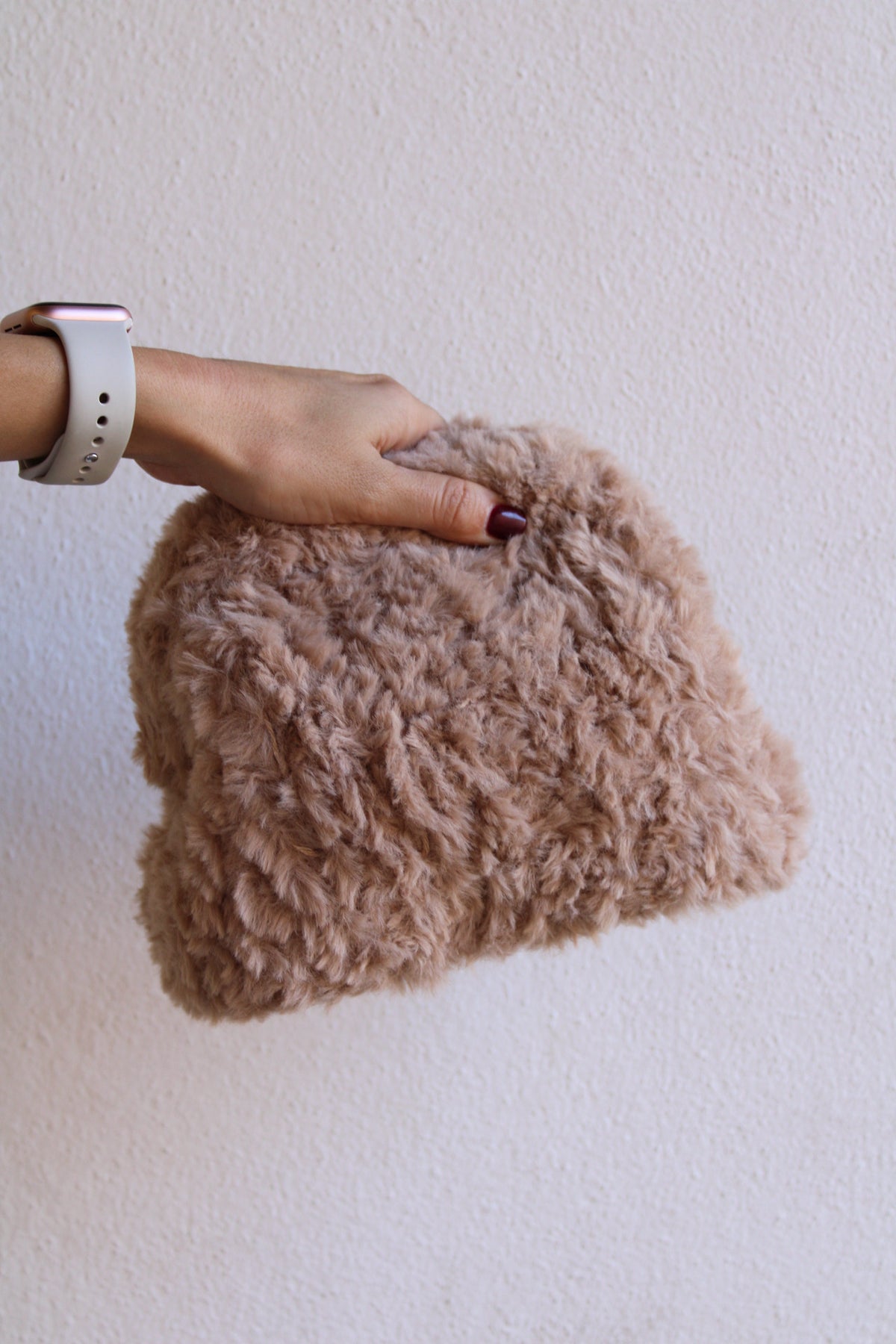 Clutch Peluche